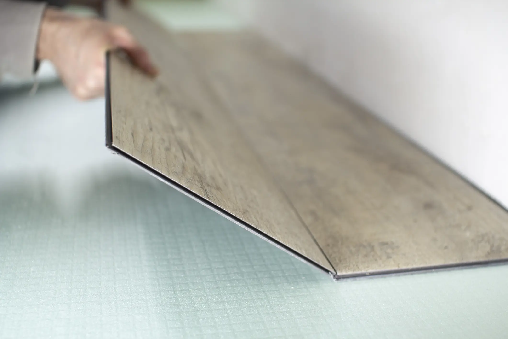LVP (Luxury Vinyl Plank)